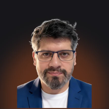 Lic. José María Dávalos, fundador de Globo Creativo